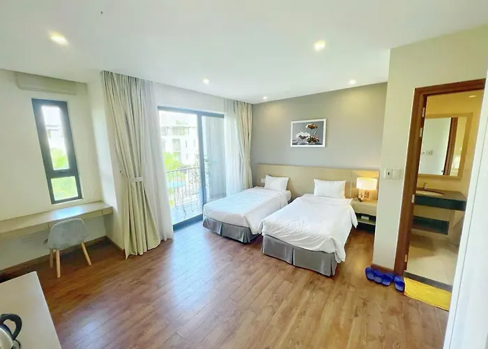 New Life Bai Chay Condotel - From 1 To 5 Bedrooms