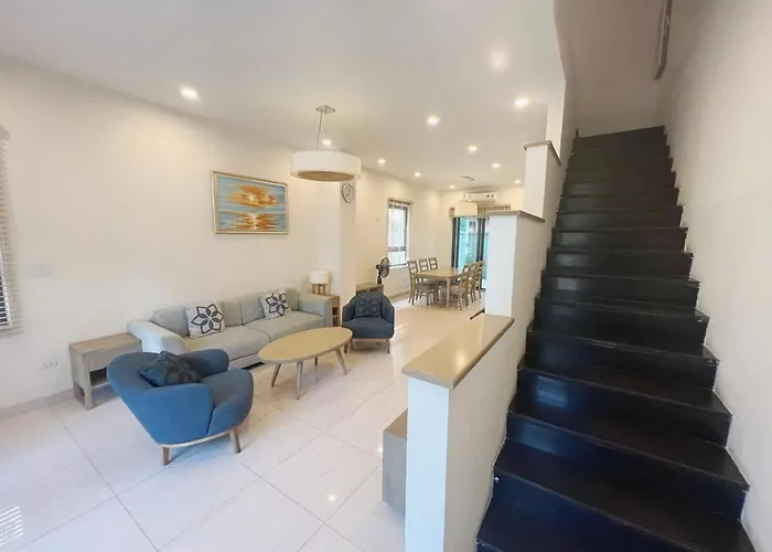 New Life Bai Chay Condotel - From 1 To 5 Bedrooms Appartement Hạ Long