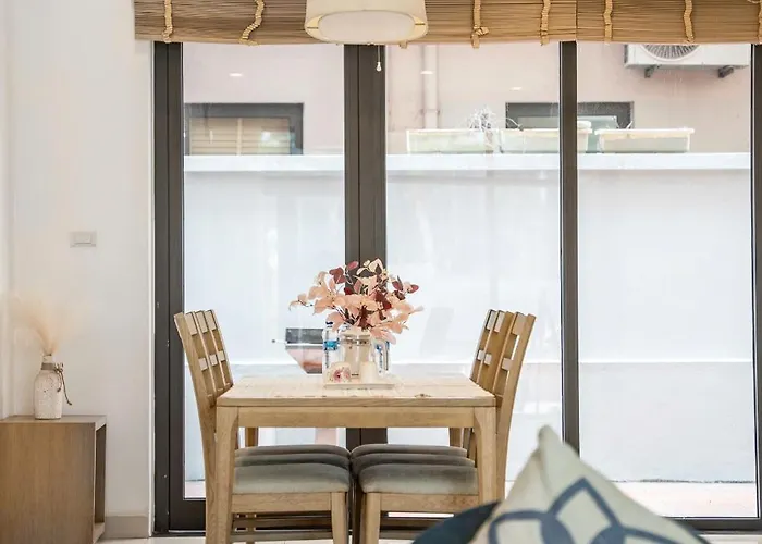 New Life Bai Chay Condotel - From 1 To 5 Bedrooms Hạ Long