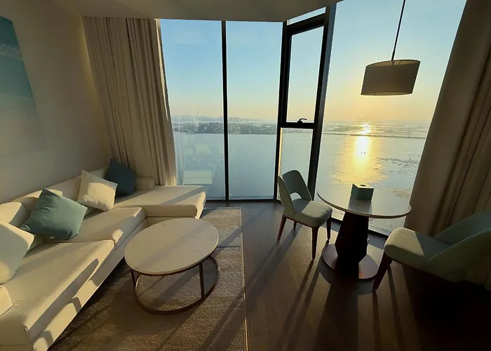 New Life Bai Chay Condotel - From 1 To 5 Bedrooms *